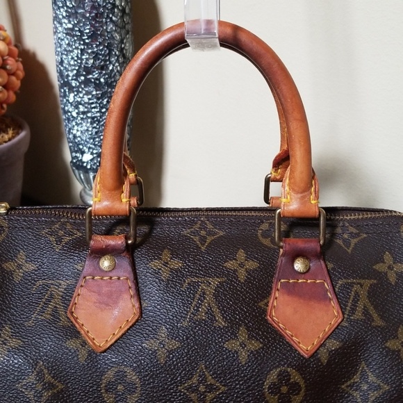 Authentic Louis Vuitton Speedy 25 - Picture 6 of 8